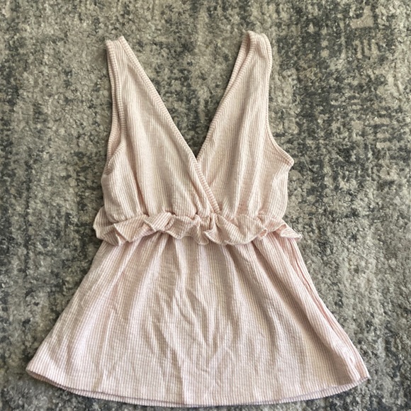 Caution to the Wind double v neck flowy tank top - Picture 1 of 3